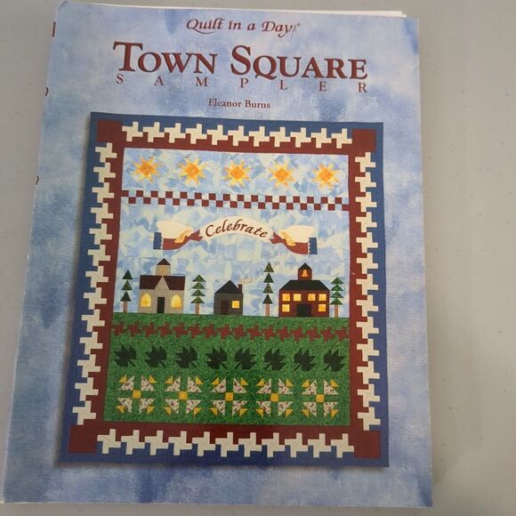 Town Square Sampler by Eleanor Burns (2001, Trade Paperback) Quilting Sewing - Picture 1 of 3